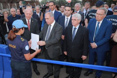 Υπουργός Εσωτερικών – Μνημόσυνο πεσόντων και δέηση για διακρίβωση της τύχης των αγνοουμένων της Μόρφου