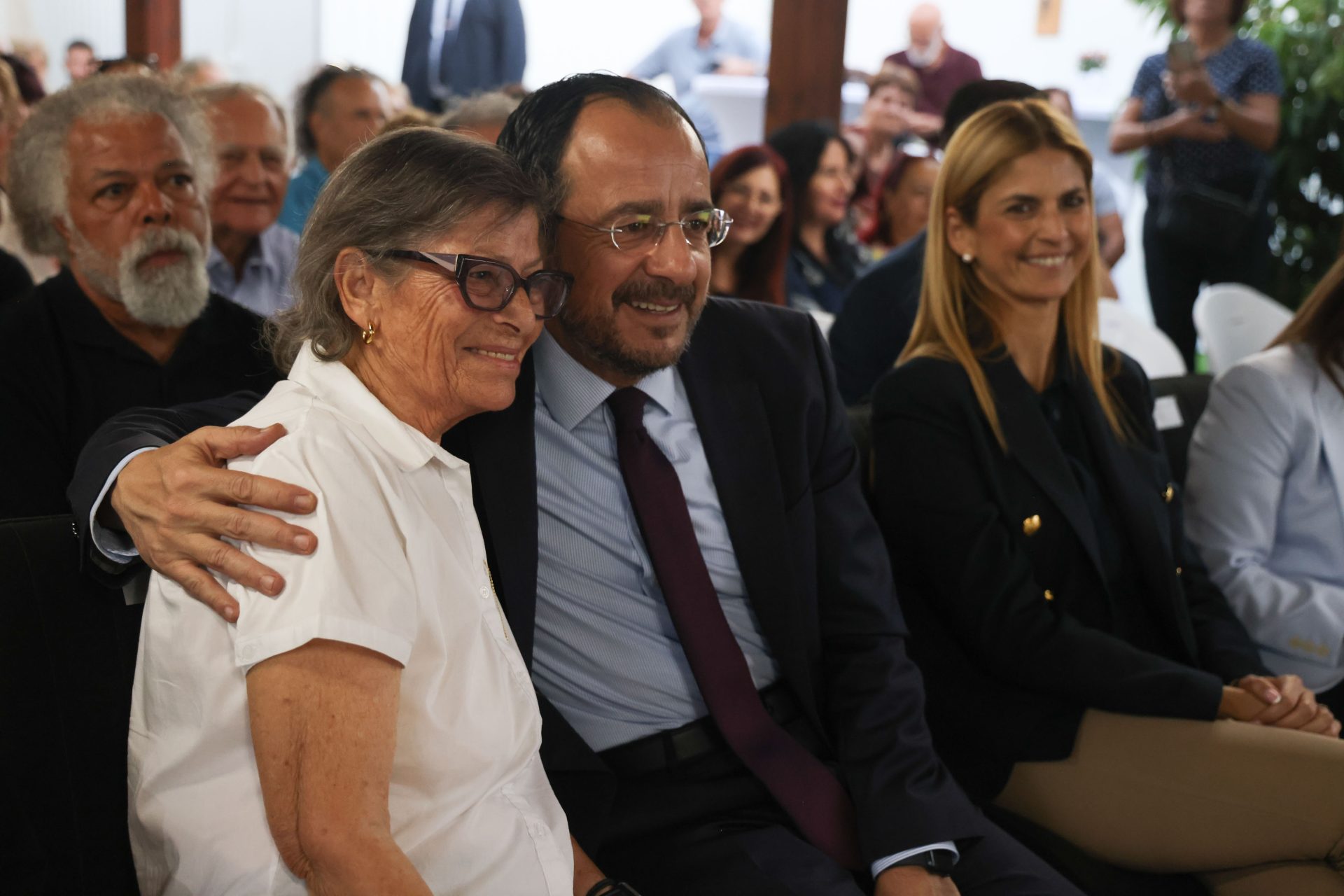 Πρόεδρος της Δημοκρατίας ‒ Εκδήλω
