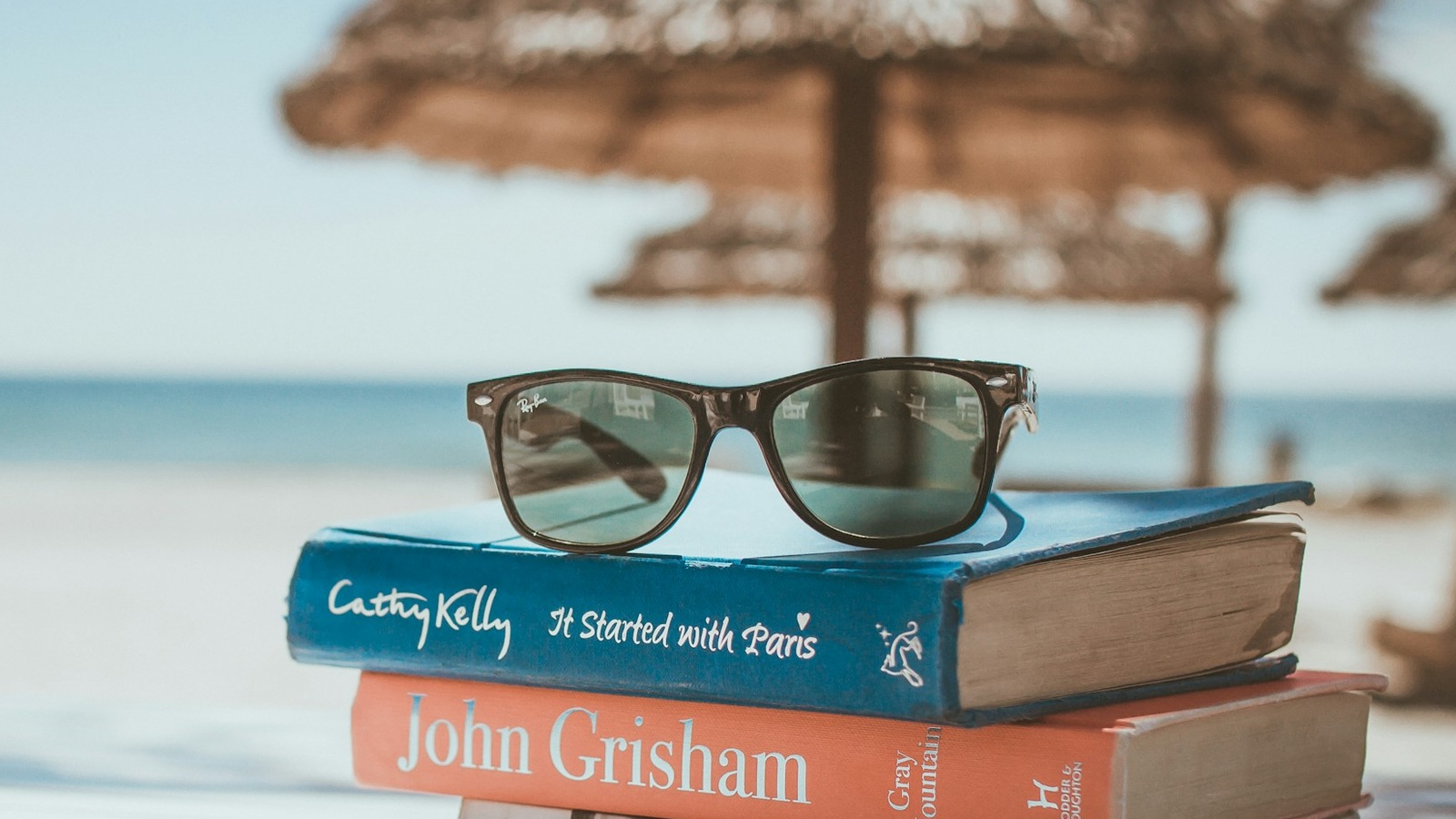 Ray-Ban: Η πρόταση των €30 δισ. που χτυπά την πόρτα της αυτοκρατορίας Del Vecchio Ray-Ban: Η πρόταση των €30 δισ. που χτυπά την πόρτα της αυτοκρατορίας Del Vecchio